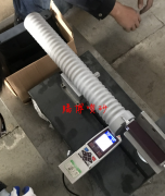 寧波某客戶(hù)為合金鋼螺栓和鑲件，風(fēng)力發(fā)電葉片襯套定制的專(zhuān)用噴砂